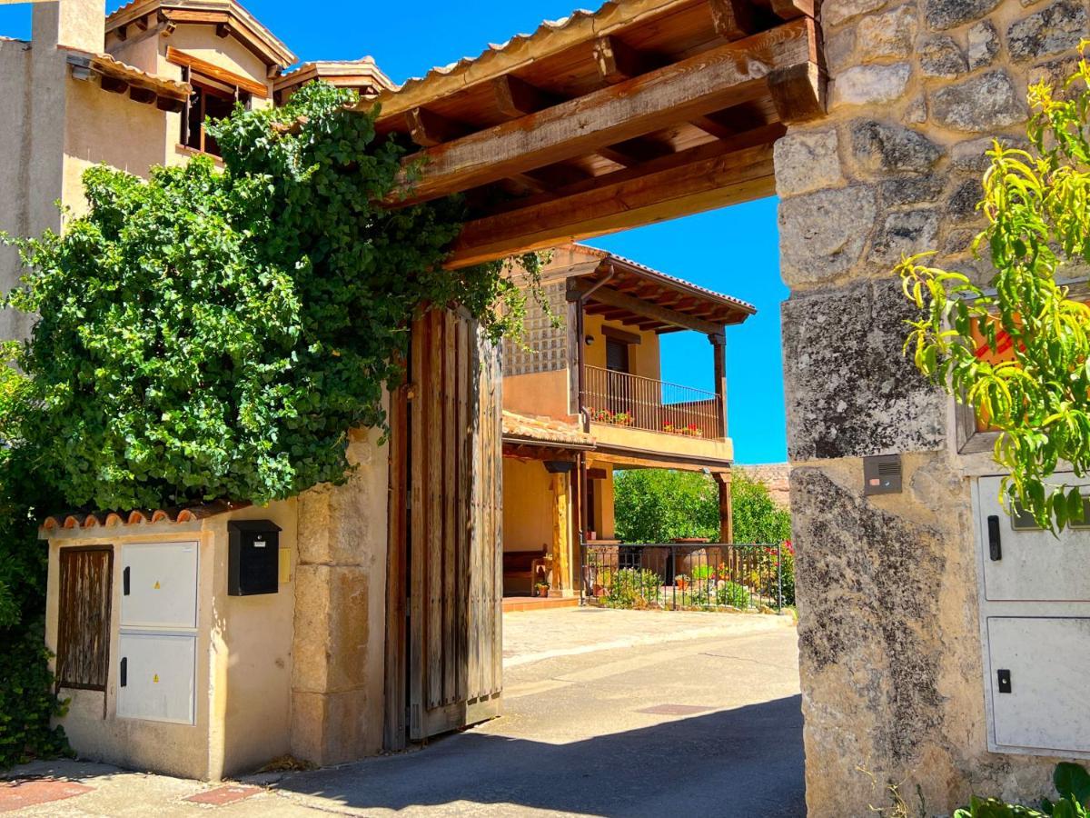 Hotel Rural La Huerta Montejo de la Vega de la Serrezuela Exterior foto